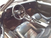 Image 2 of 3 of a 1982 CHEVROLET CORVETTE