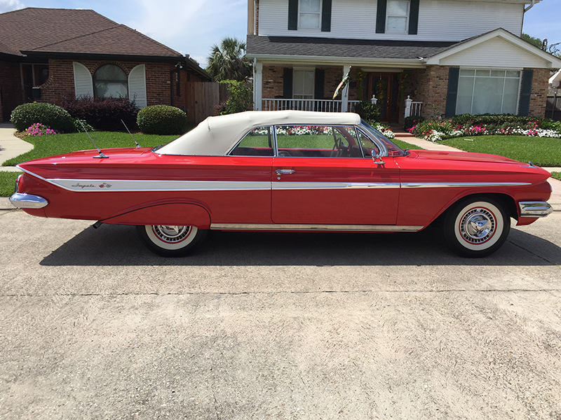3rd Image of a 1961 CHEVROLET IMPALA