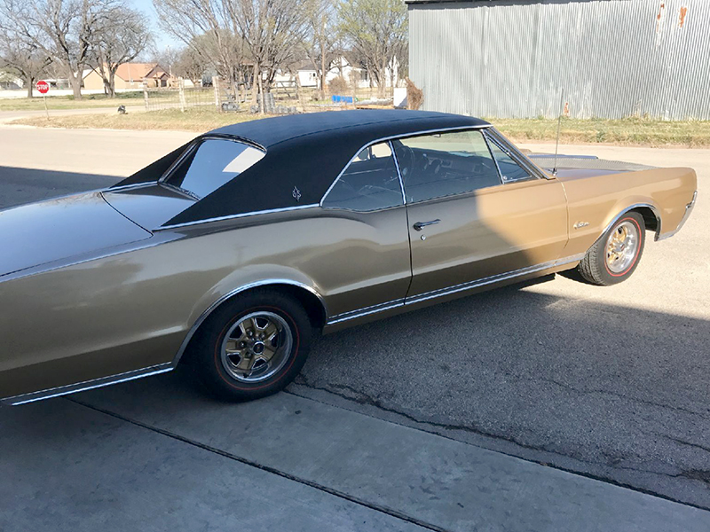 1st Image of a 1967 OLDSMOBILE CUTLASS SUPREME