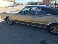 Image 3 of 7 of a 1967 OLDSMOBILE CUTLASS SUPREME