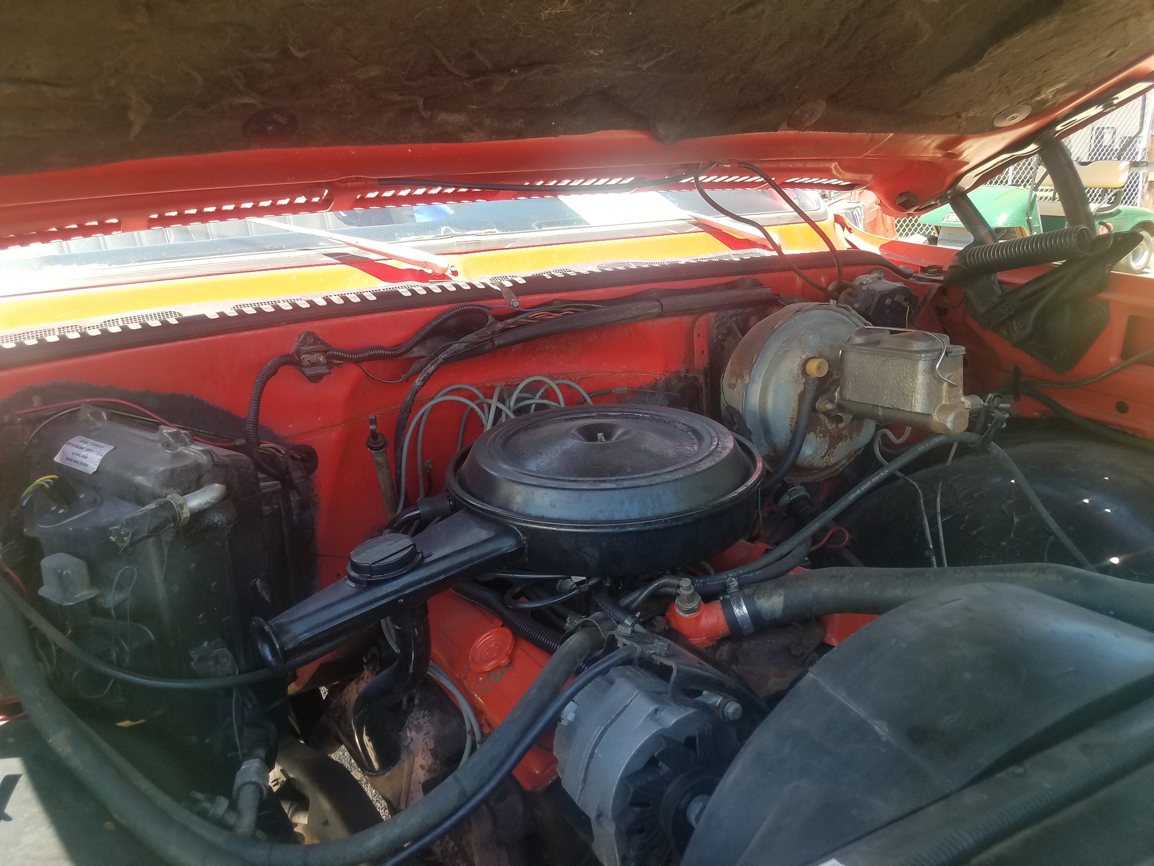 3rd Image of a 1974 CHEVROLET BLAZER