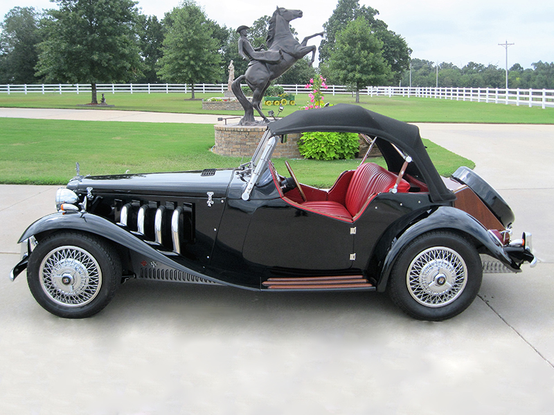 2nd Image of a 1952 MG TD REPLICA