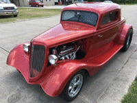Image 4 of 10 of a 1934 FORD .