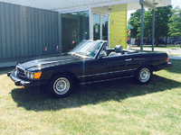 Image 3 of 20 of a 1984 MERCEDES-BENZ 380 380SL