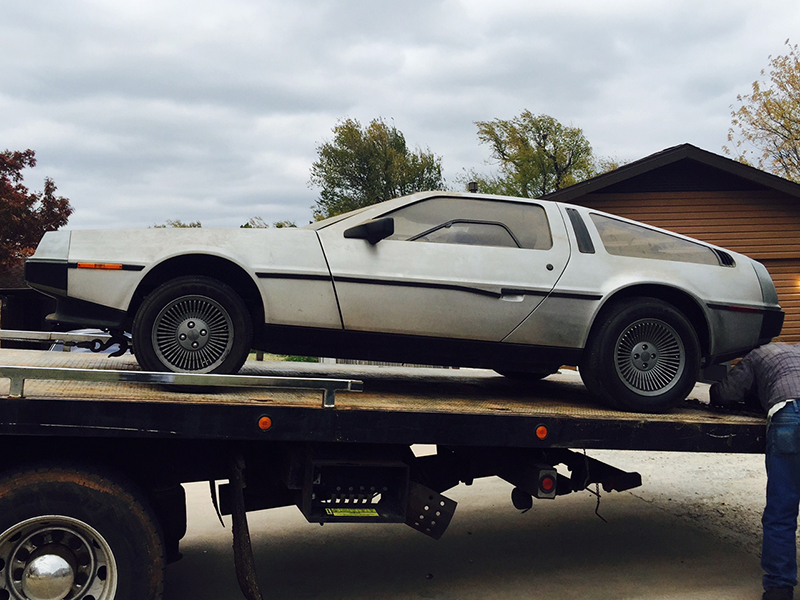 4th Image of a 1981 DELOREAN DMC-12