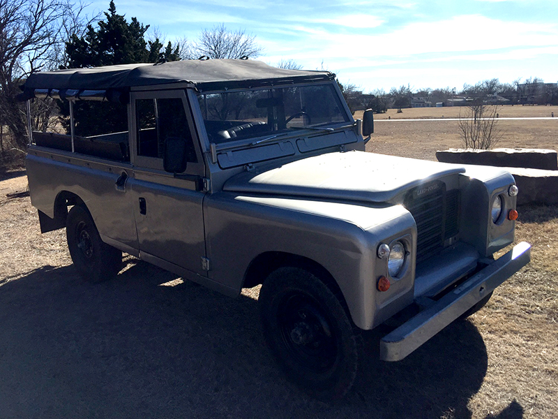 2nd Image of a 1987 LAND ROVER SANTANA