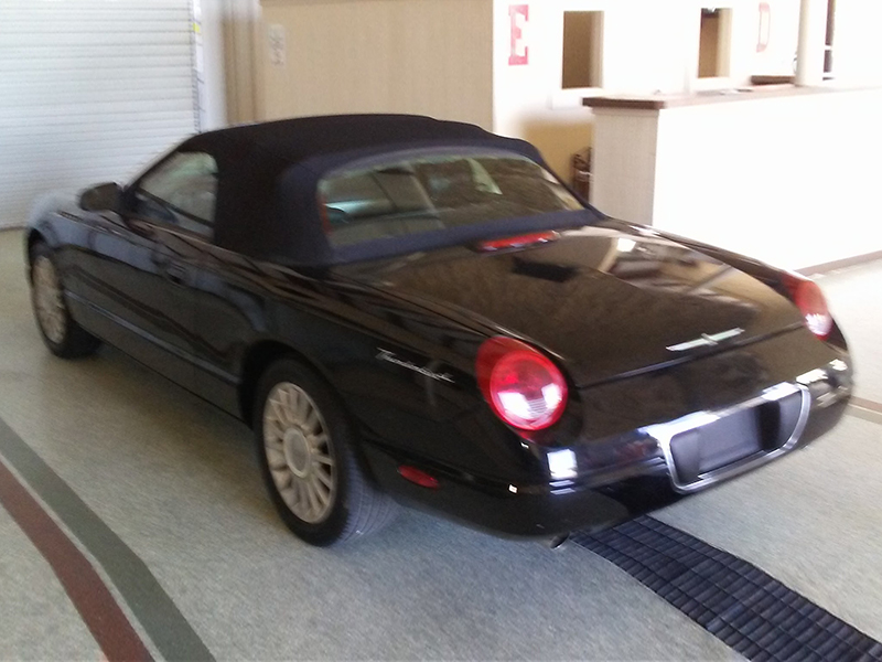 2nd Image of a 2004 FORD THUNDERBIRD