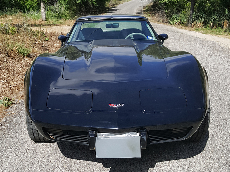 2nd Image of a 1977 CHEVROLET CORVETTE