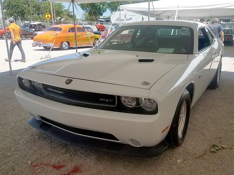 1st Image of a 2011 DODGE CHALLENGER DRAG PACK