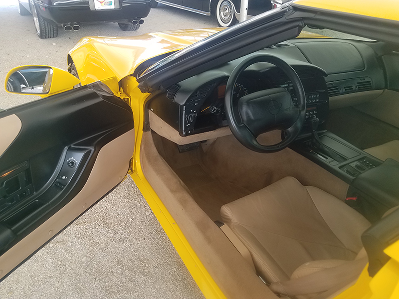 3rd Image of a 1995 CHEVROLET CORVETTE