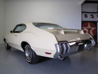 Image 5 of 22 of a 1970 OLDSMOBILE 442