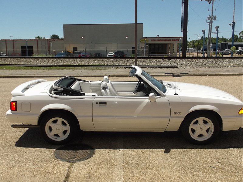 3rd Image of a 1993 FORD MUSTANG LX