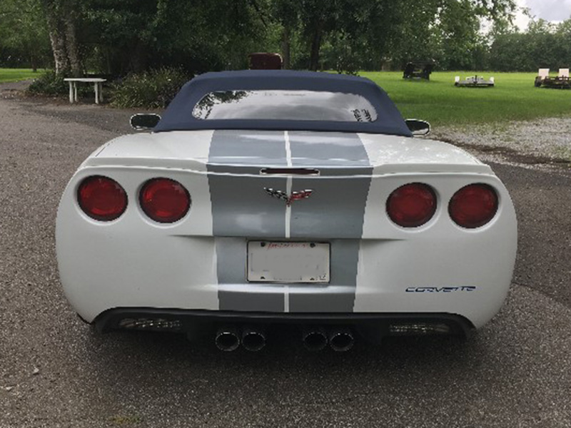 3rd Image of a 2013 CHEVROLET CORVETTE