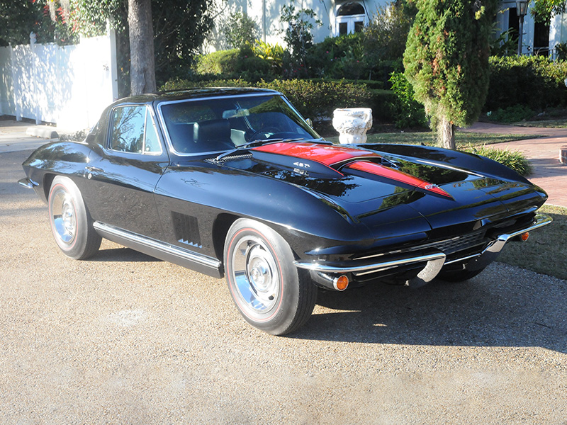 3rd Image of a 1967 CHEVROLET CORVETTE