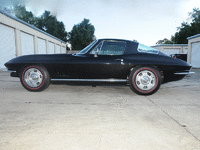 Image 9 of 25 of a 1967 CHEVROLET CORVETTE