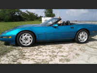 Image 8 of 14 of a 1994 CHEVROLET CORVETTE