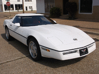 Image 2 of 6 of a 1988 CHEVROLET CORVETTE