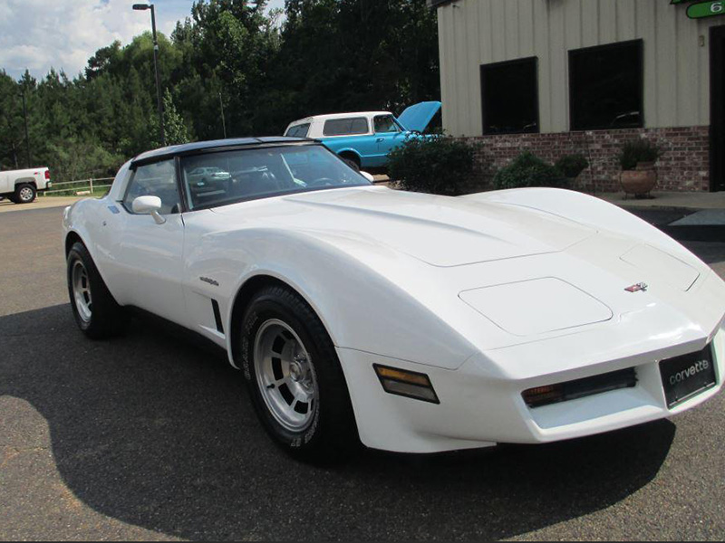 0th Image of a 1982 CHEVROLET CORVETTE