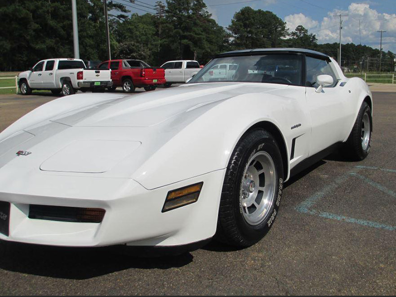 1st Image of a 1982 CHEVROLET CORVETTE