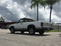 Image 3 of 10 of a 1989 DODGE DAKOTA