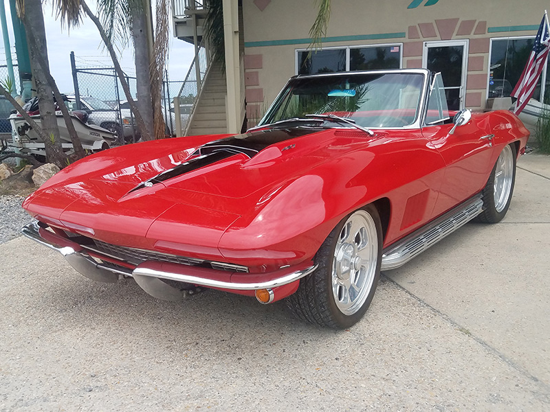 2nd Image of a 1965 CHEVROLET CORVETTE