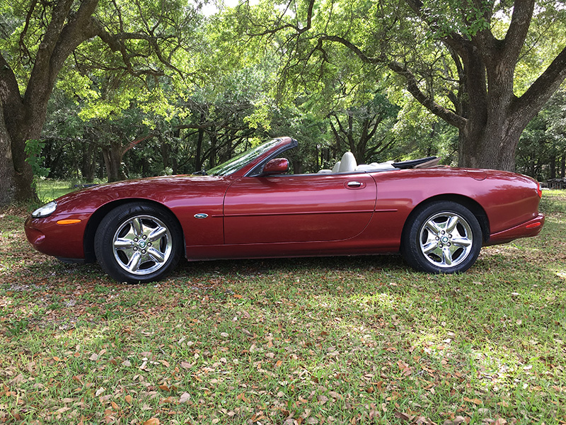 3rd Image of a 1999 JAGUAR XK8 XK