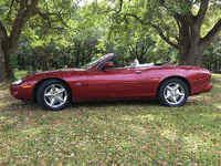 Image 4 of 15 of a 1999 JAGUAR XK8 XK