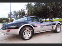 Image 3 of 19 of a 1978 CHEVROLET CORVETTE PACE CAR