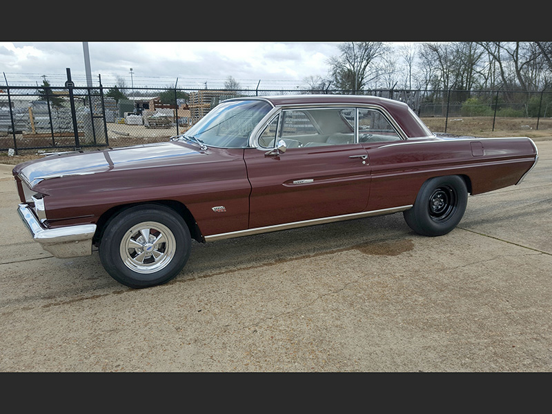 2nd Image of a 1962 PONTIAC GRAND PRIX