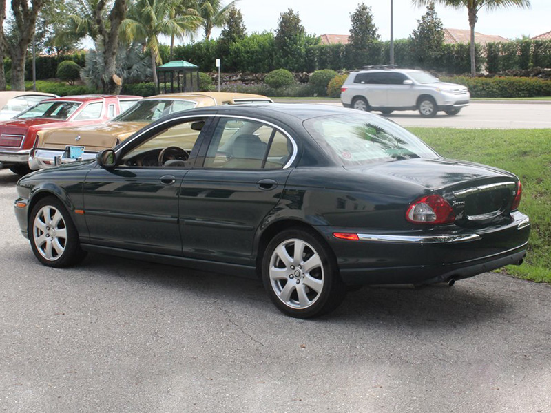 3rd Image of a 2004 JAGUAR X-TYPE