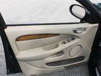 Image 18 of 23 of a 2004 JAGUAR X-TYPE