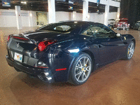 Image 3 of 8 of a 2010 FERRARI CALIFORNIA USA SPYDER