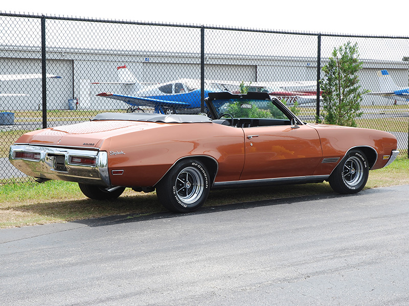 2nd Image of a 1971 BUICK SKYLARK