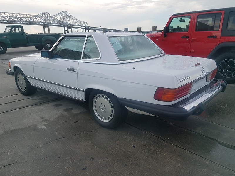 1st Image of a 1989 MERCEDES-BENZ 560 560SL