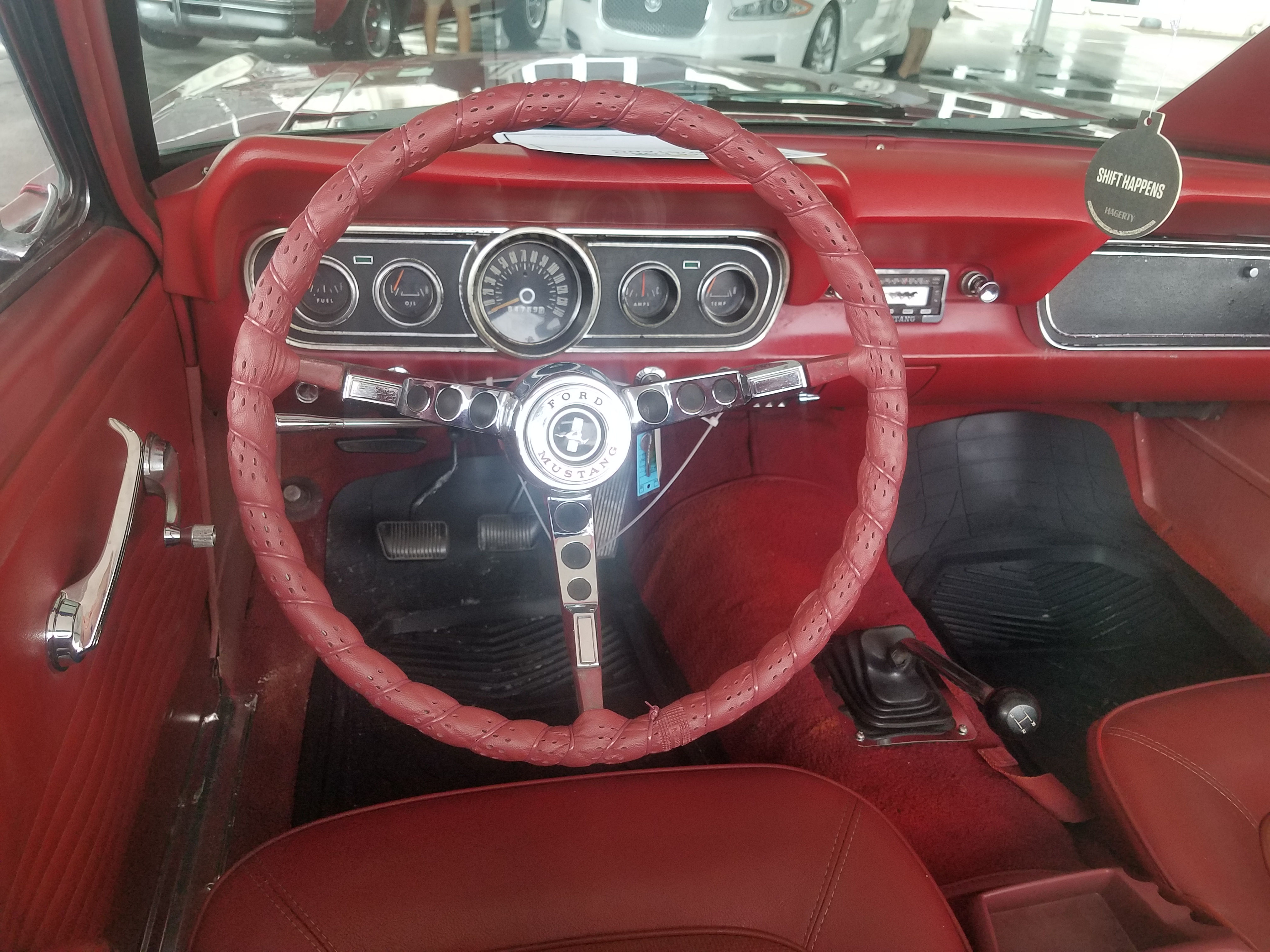 3rd Image of a 1966 FORD MUSTANG