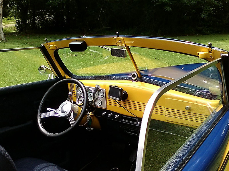 3rd Image of a 1940 FORD DELUXE