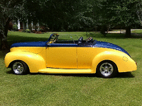 Image 1 of 6 of a 1940 FORD DELUXE