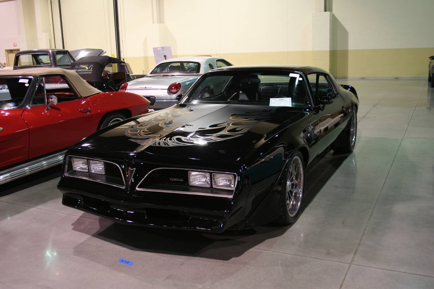 2nd Image of a 1977 PONTIAC FIREBIRD TRANS