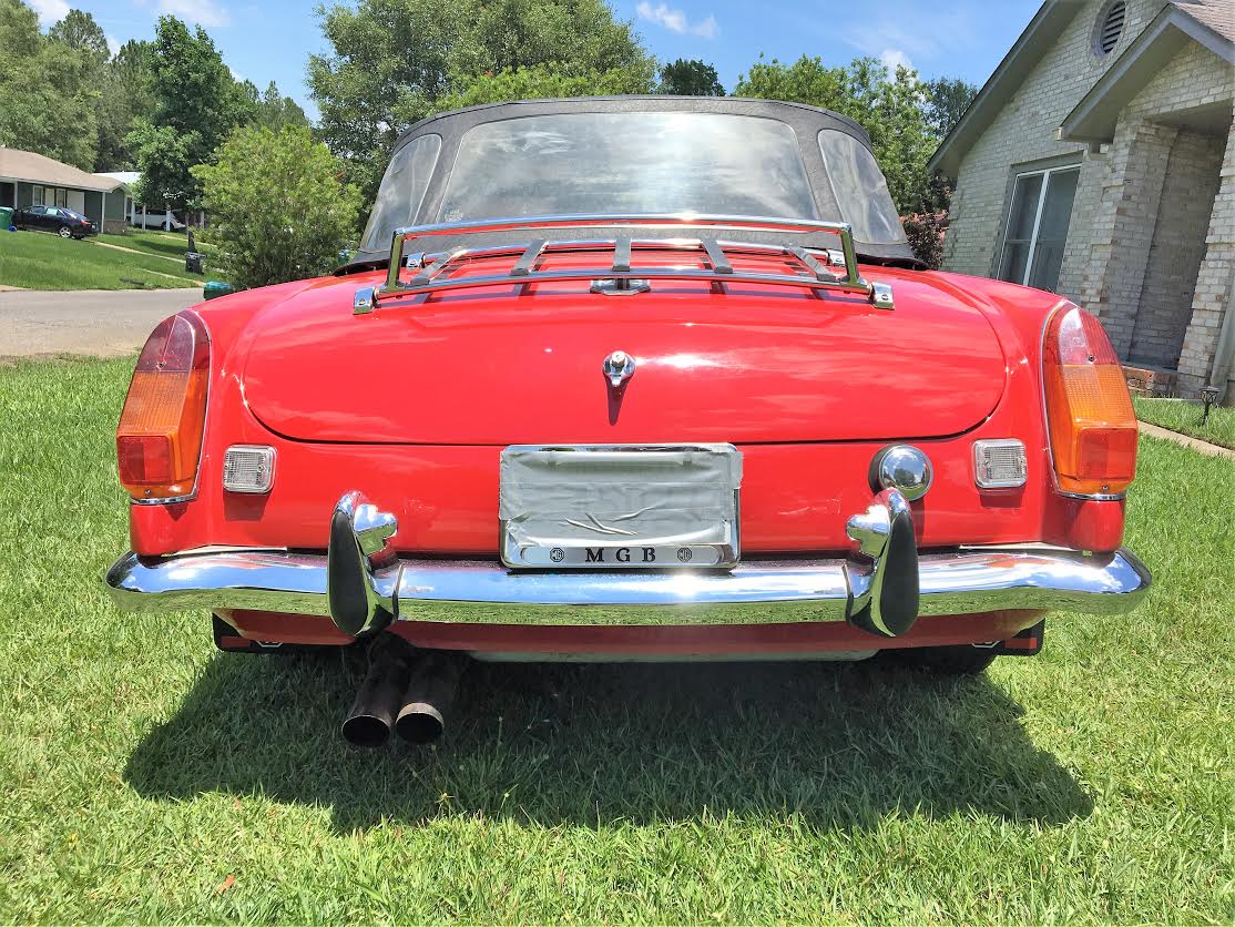 2nd Image of a 1973 MG GHN