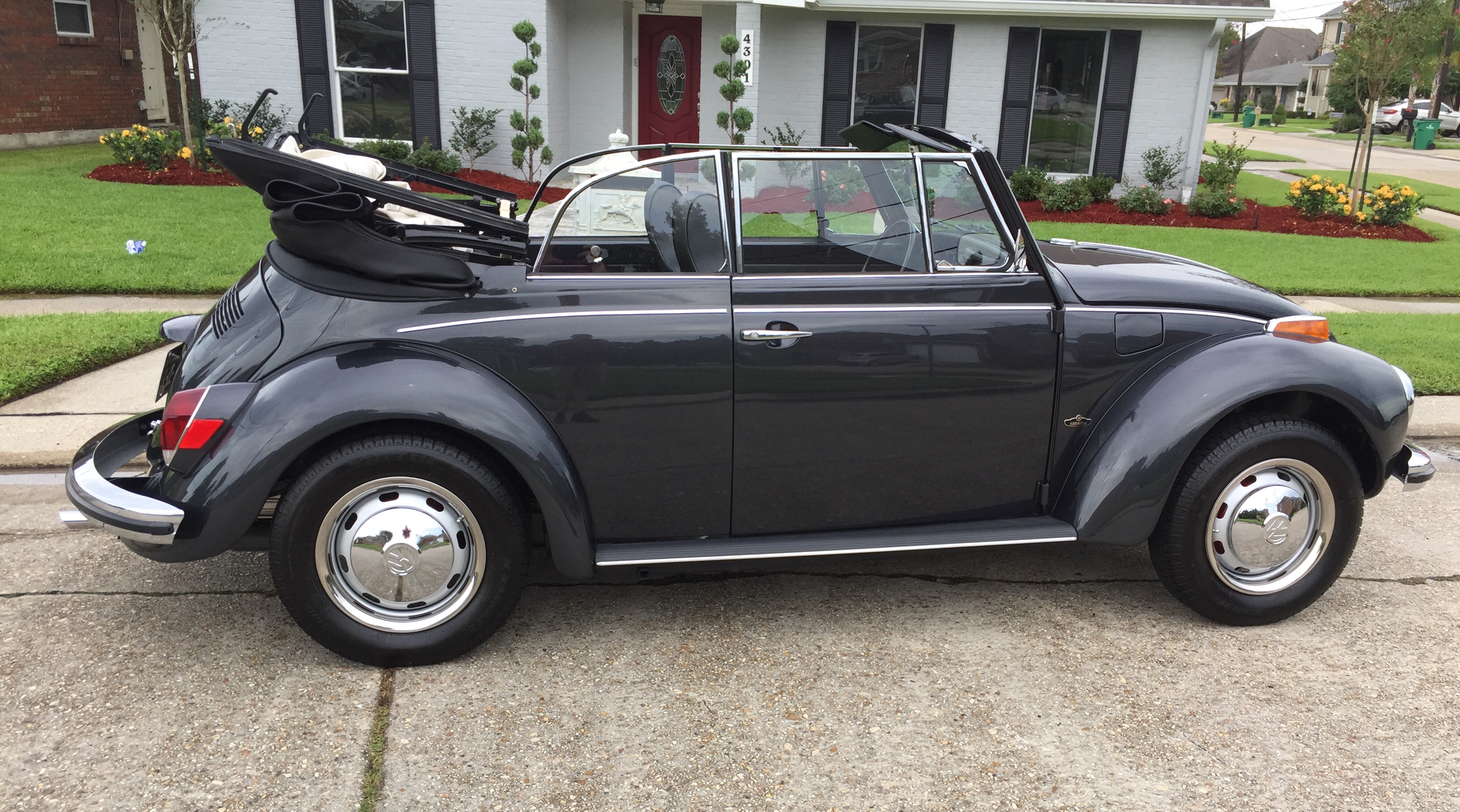 6th Image of a 1971 VOLKSWAGEN SUPER BEETLE