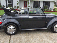 Image 7 of 12 of a 1971 VOLKSWAGEN SUPER BEETLE