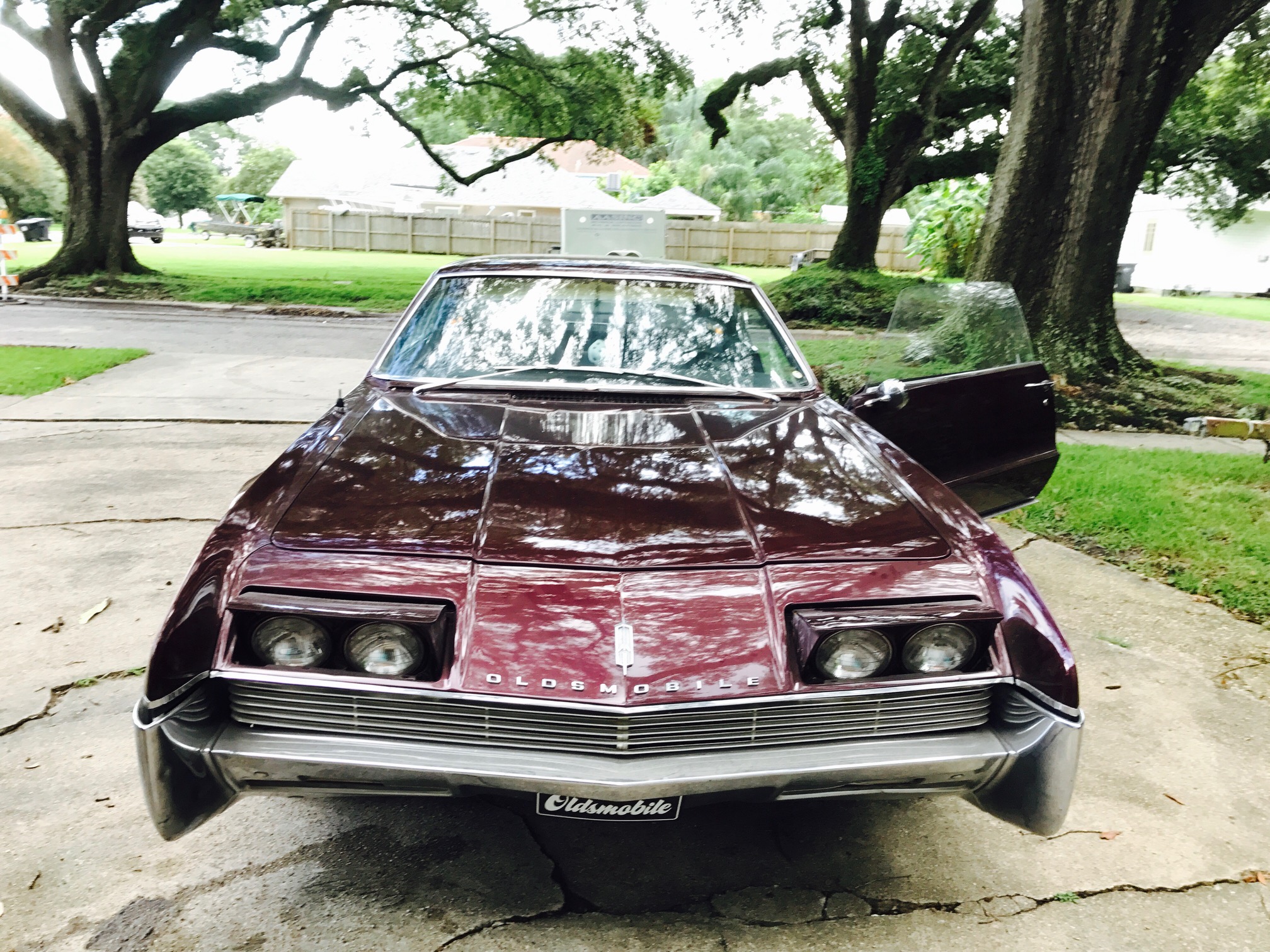 6th Image of a 1966 OLDSMOBILE TORONADO