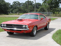 Image 2 of 16 of a 1971 DODGE CHALLENGER