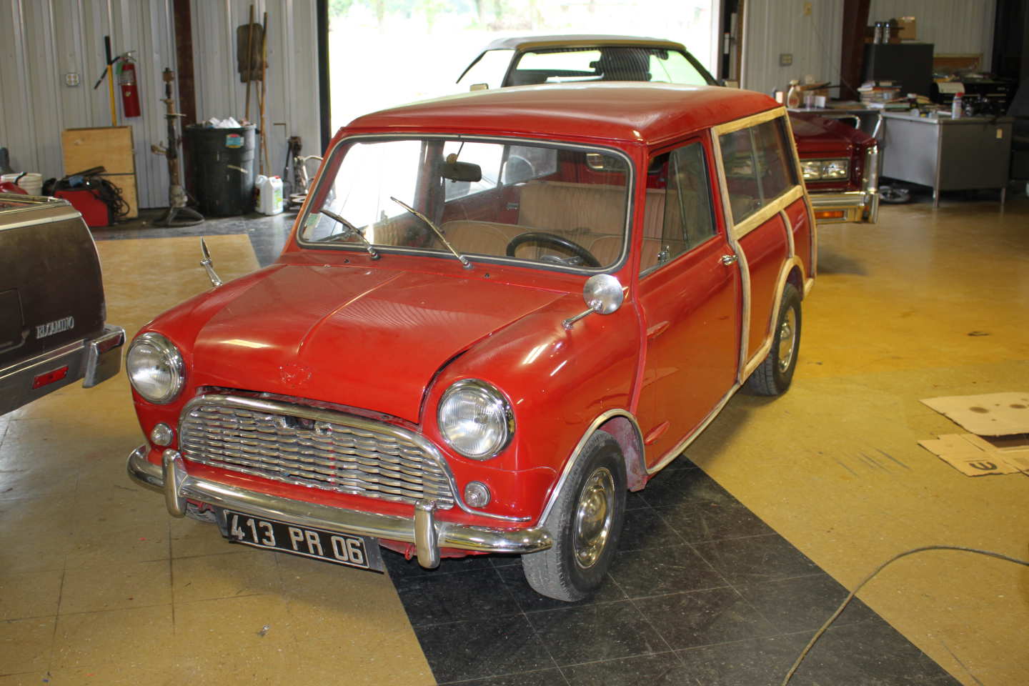0th Image of a 1965 AUSTIN 850
