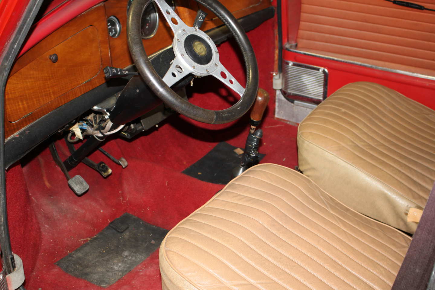 4th Image of a 1965 AUSTIN 850