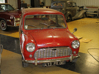 Image 6 of 8 of a 1965 AUSTIN 850