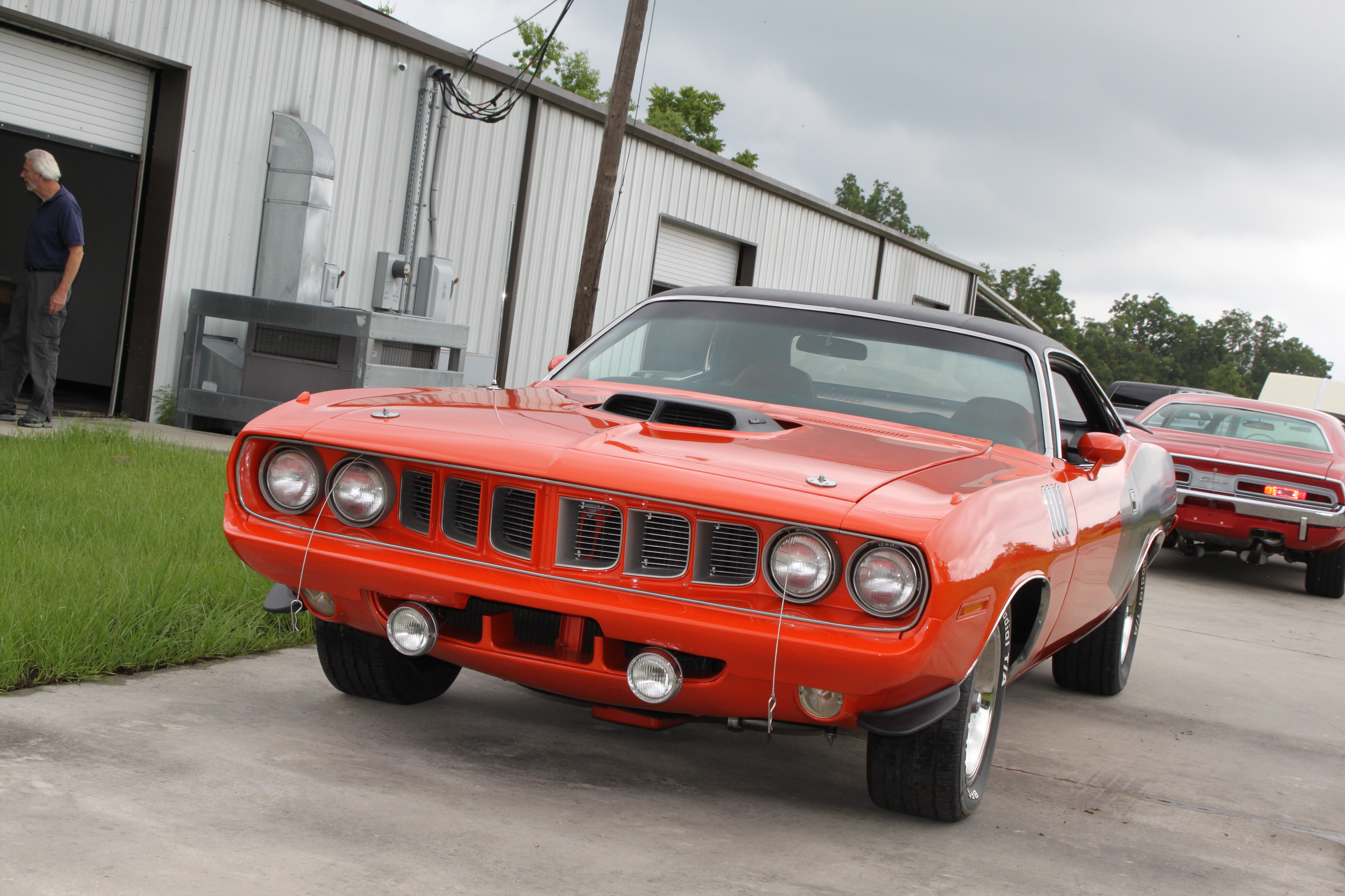 1st Image of a 1971 PLYMOUTH BARRACUDA