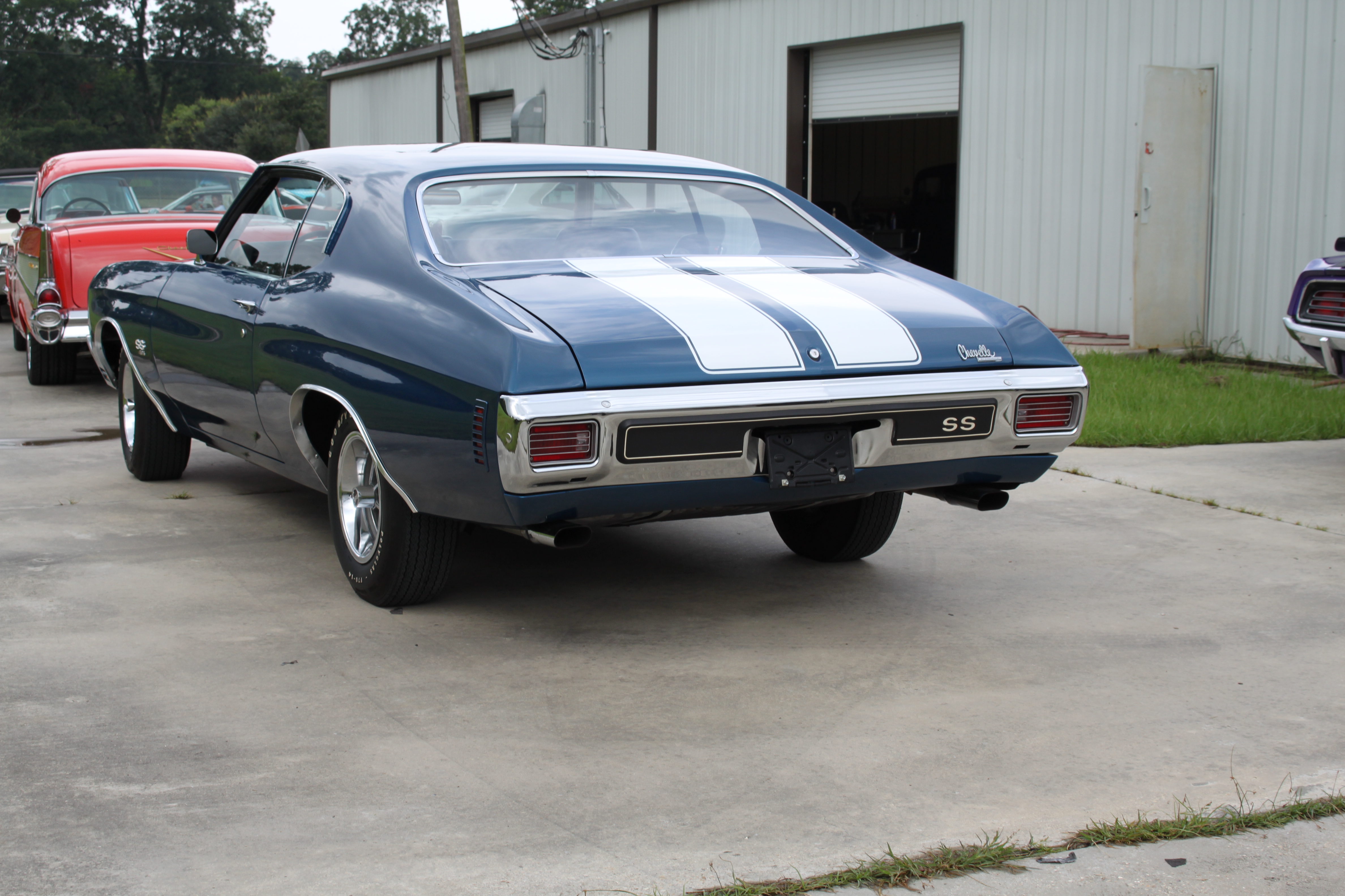3rd Image of a 1970 CHEVROLET CHEVELLE