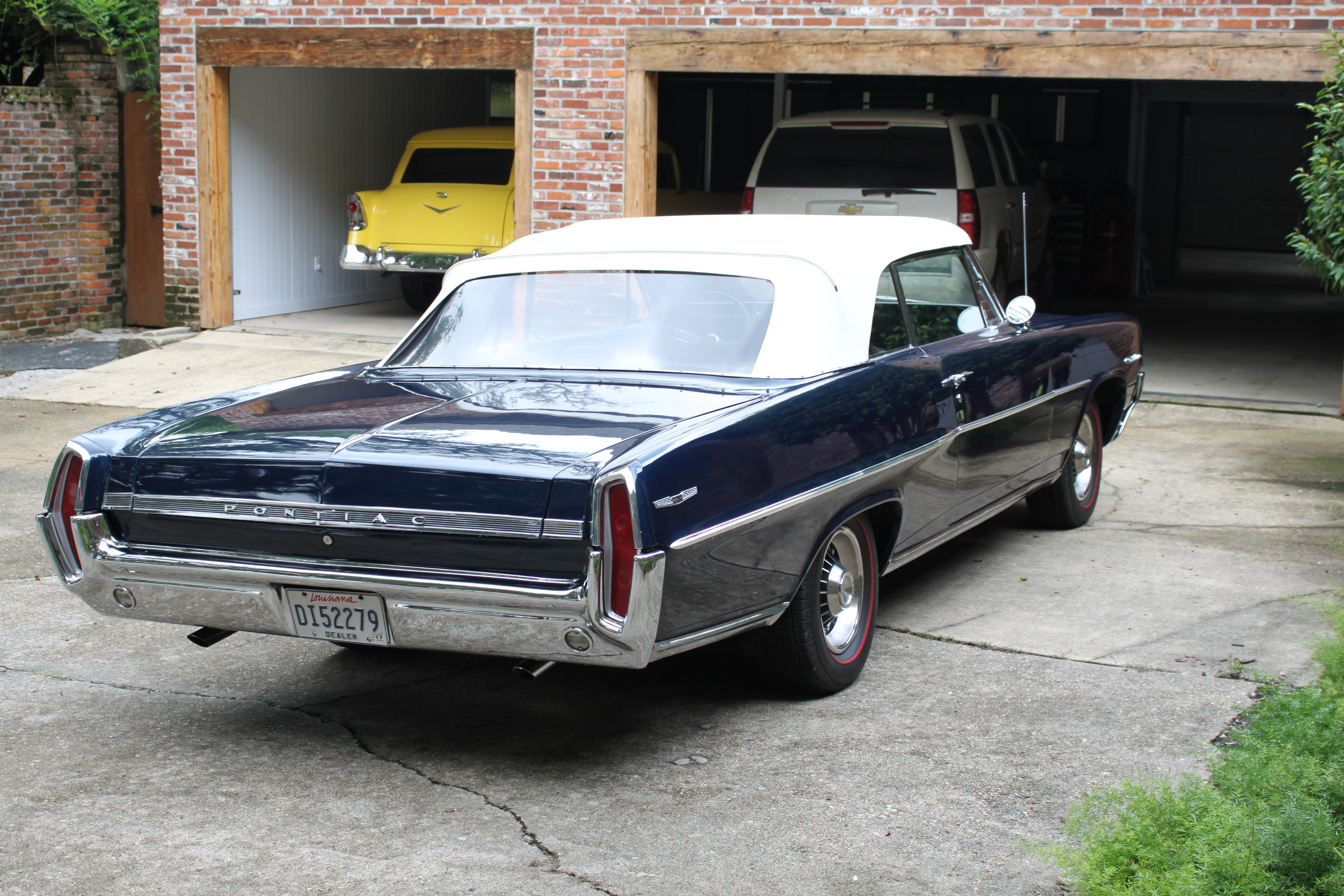 1st Image of a 1964 PONTIAC CATALINA