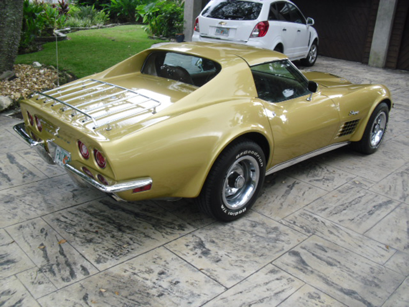 3rd Image of a 1972 CHEVROLET CORVETTE